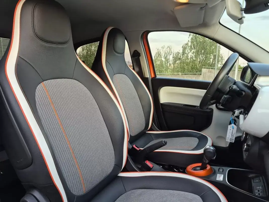 Renault Twingo 2021 - 13499 EUR, 55410 km - AUTO.MOTO.pt - 55410km - foto 15 de 32