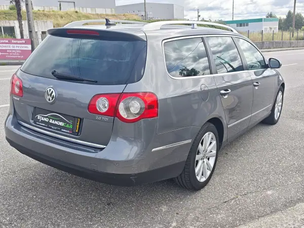 Volkswagen Passat 2008 - 8500 EUR, 223000 km - AUTO.MOTO.pt - 223000km - foto 8 de 17