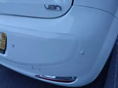 Fiat PUNTO 2019 - 7999 EUR, 180000 km - AUTO.MOTO.pt - 180000km - foto 8 de 27