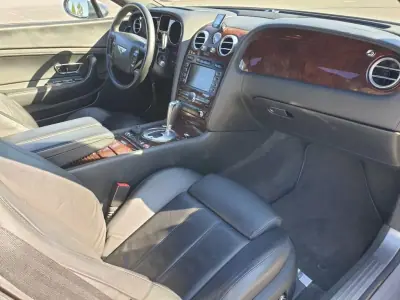 Bentley Continental 2006 - 65000 EUR, 155000 km - AUTO.MOTO.pt - 155000km - foto 11 de 19