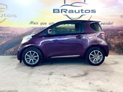Toyota iQ 2009 - 9500 EUR, 123953 km - AUTO.MOTO.pt - 123953km - foto 4 de 20