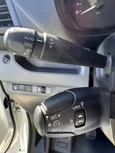 Peugeot Expert 2018 - 14900 EUR, 170000 km - 170000km - foto 37 de 45