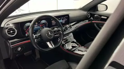 Mercedes-Benz E 300 2022 - 42990 EUR, 90455 km - AUTO.MOTO.pt - 90455km - foto 12 de 43