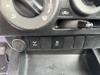 Toyota Hilux 2020 - 26900 EUR, 131655 km - AUTO.MOTO.pt - 131655km - foto 8 de 14