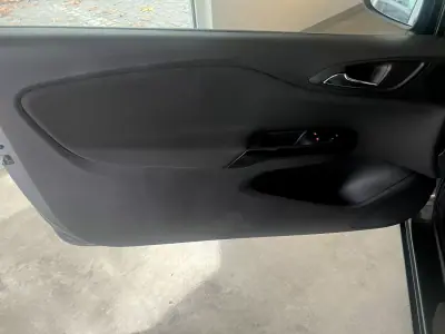 Opel Corsa 2017 - 7250 EUR, 128500 km - AUTO.MOTO.pt - 128500km - foto 39 de 64