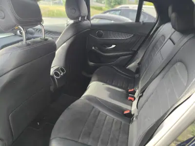Mercedes-Benz GLC 300 2021 - 44900 EUR, 174000 km - AUTO.MOTO.pt - 174000km - foto 7 de 10