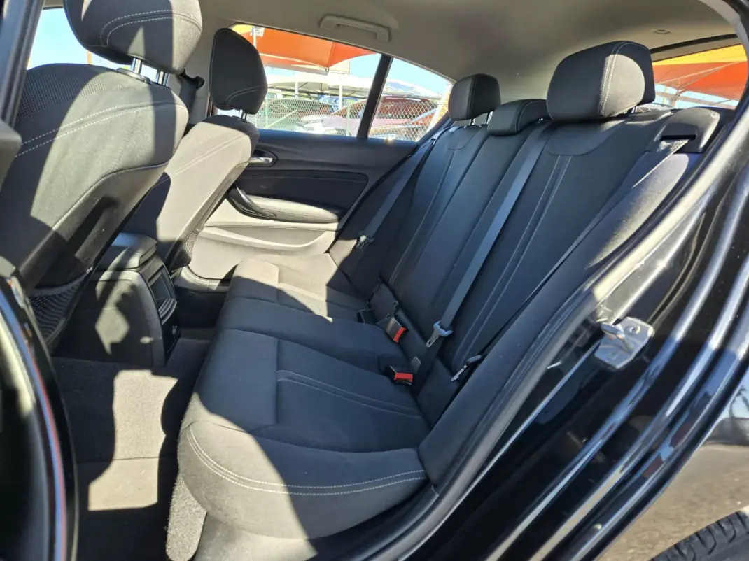 BMW 116 2016 - 13950 EUR, 123965 km - AUTO.MOTO.pt - 123965km - foto 9 de 10