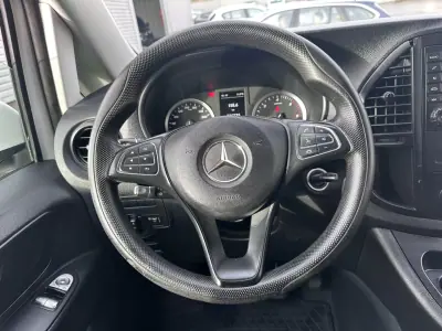 Mercedes-Benz Vito Tourer 2020 - 29900 EUR, 225000 km - AUTO.MOTO.pt - 225000km - foto 32 de 33