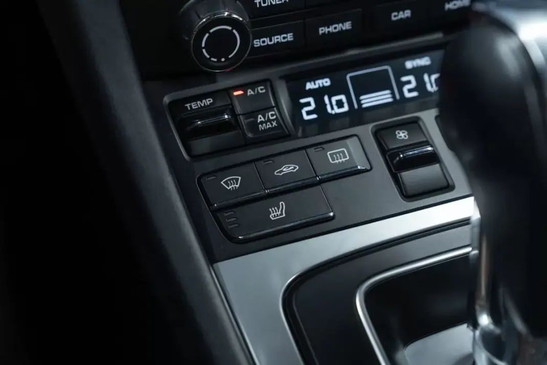 Porsche 991 2016 - 109950 EUR, 83000 km - AUTO.MOTO.pt - 83000km - foto 46 de 49