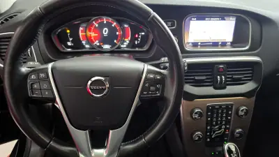 Volvo V40 Cross Country 2017 - 13990 EUR, 169554 km - AUTO.MOTO.pt - 169554km - foto 20 de 61