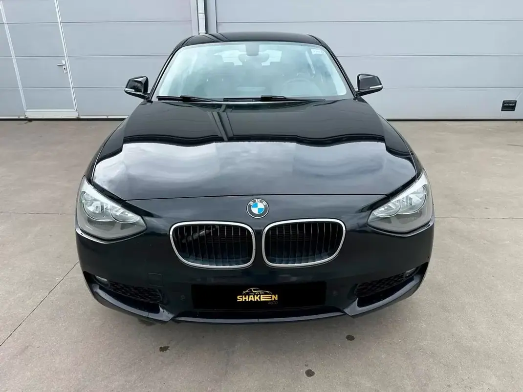 BMW 116 2015 - 10900 EUR, 241916 km - 241916km - foto 3 de 10