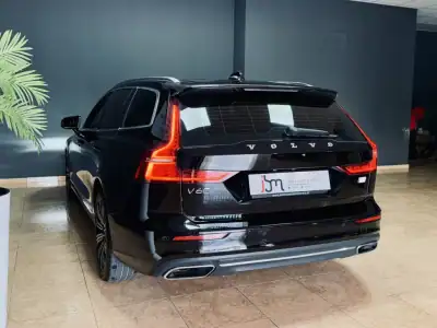 Volvo V60 2022 - 25990 EUR, 149741 km - AUTO.MOTO.pt - 149741km - foto 6 de 14