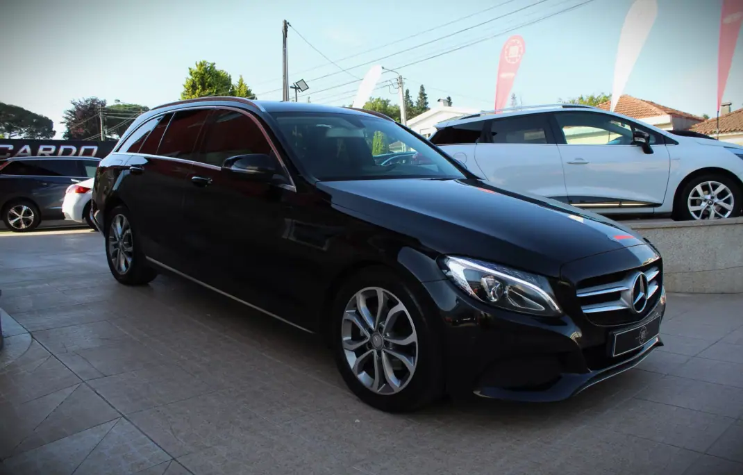 Mercedes-Benz C 200 2015 - 14990 EUR, 229000 km - AUTO.MOTO.pt - 229000km - foto 4 de 48
