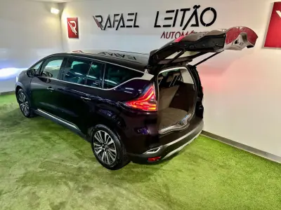 Renault Espace 2016 - 16500 EUR, 163000 km - AUTO.MOTO.pt - 163000km - foto 24 de 49