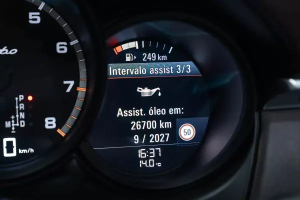 Porsche Macan 2016 - 49950 EUR, 131000 km - AUTO.MOTO.pt - 131000km - foto 32 de 53