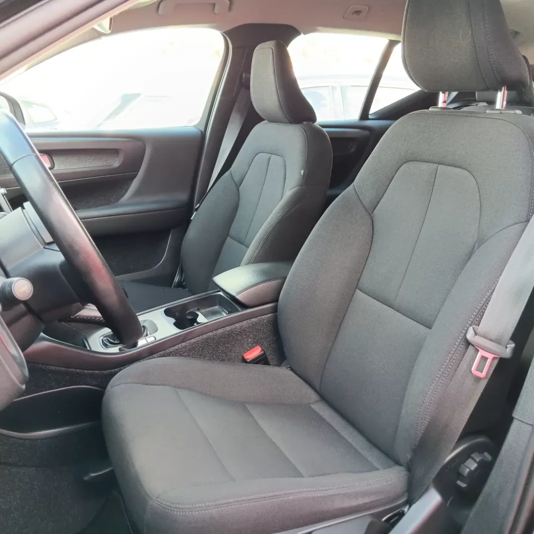 Volvo XC 40 2022 - 24500 EUR, 108137 km - AUTO.MOTO.pt - 108137km - foto 10 de 19
