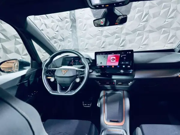 Cupra Born 2022 - 35990 EUR, 26601 km - AUTO.MOTO.pt - 26601km - foto 26 de 60
