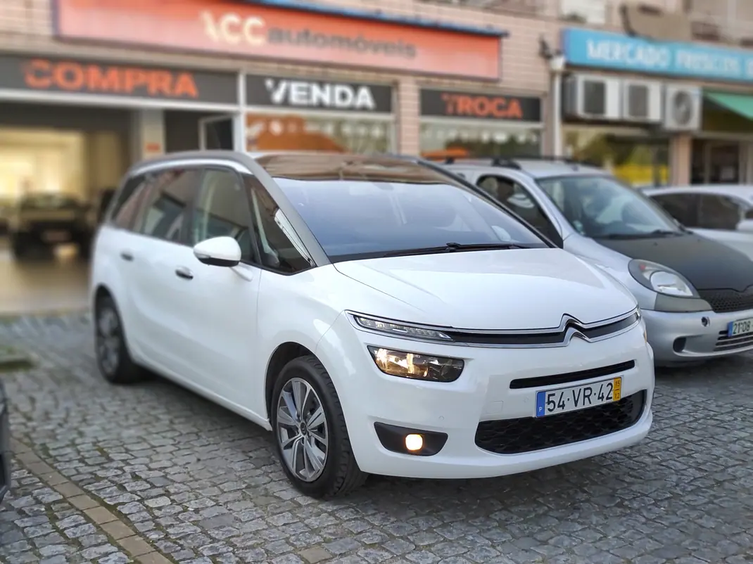 Citroën C4 Grand Picasso 2015 - 10500 EUR, 185000 km - AUTO.MOTO.pt - 185000km - foto 1 de 15