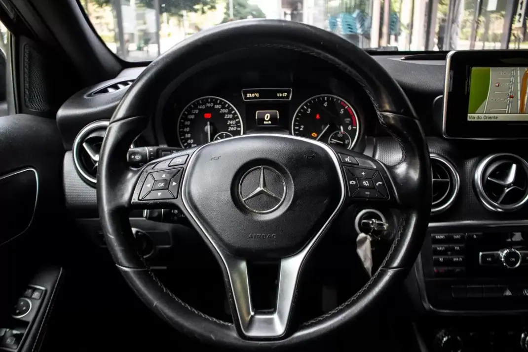 Mercedes-Benz A 180 2015 - 11490 EUR, 217196 km - 217196km - foto 12 de 35