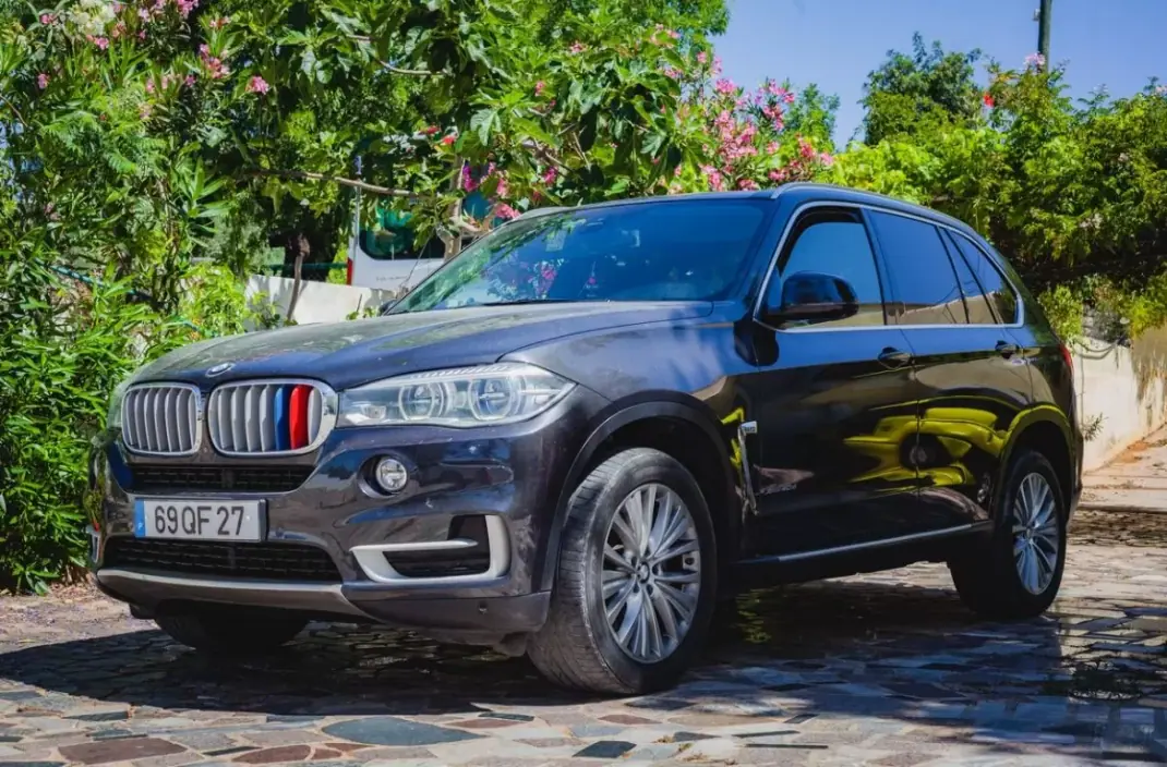 BMW X5 2015 - 43500 EUR, 151421 km - 151421km - foto 3 de 19