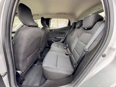 Renault Clio 2019 - 13500 EUR, 80000 km - AUTO.MOTO.pt - 80000km - foto 19 de 22