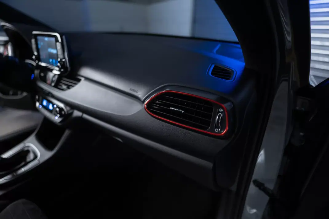 Hyundai i30 Fastback N 2021 - 32000 EUR, 85000 km - AUTO.MOTO.pt - 85000km - foto 19 de 25