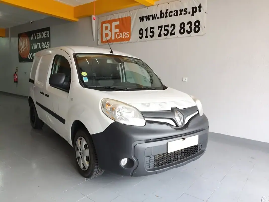 Renault Kangoo 2021 - 9350 EUR, 178000 km - AUTO.MOTO.pt - 178000km - foto 1 de 6