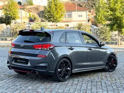 Hyundai i30 2018 - 24950 EUR, 130984 km - 130984km - foto 2 de 17