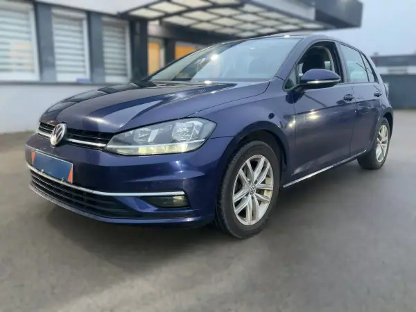 Volkswagen Golf 2019 - 17500 EUR, 182850 km - AUTO.MOTO.pt - 182850km - foto 7 de 10
