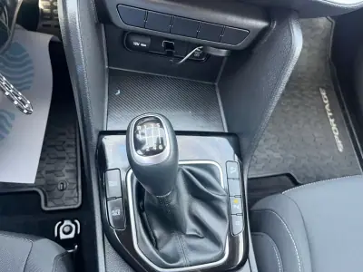 Kia Sportage 2023 - 24500 EUR, 65000 km - AUTO.MOTO.pt - 65000km - foto 11 de 20