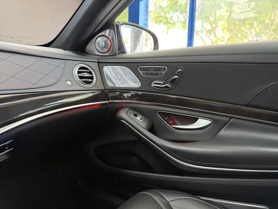 Mercedes-Benz S 350 2014 - 28500 EUR, 338231 km - 338231km - foto 43 de 63