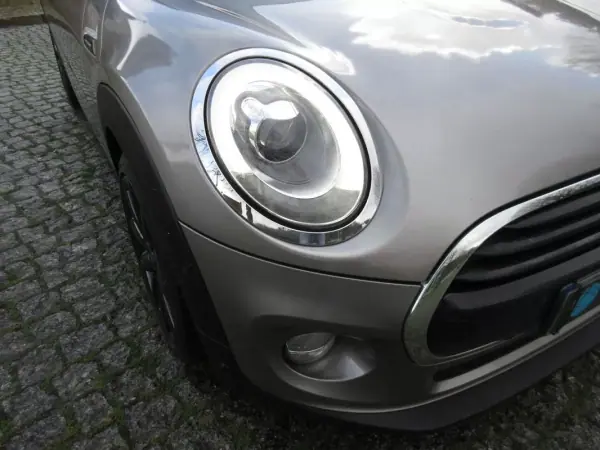 MINI 3 Portas 2018 - 18490 EUR, 164000 km - AUTO.MOTO.pt - 164000km - foto 11 de 53