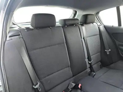 BMW 118 2008 - 6750 EUR, 226114 km - AUTO.MOTO.pt - 226114km - foto 18 de 19