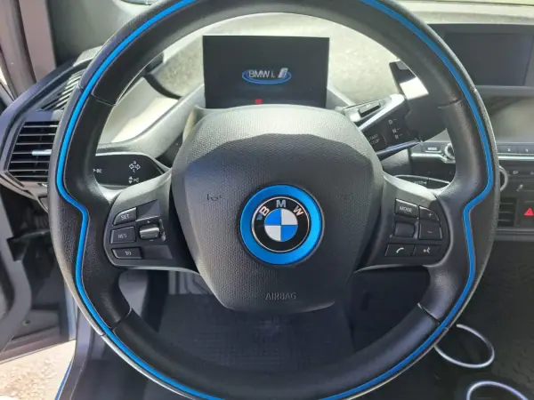 BMW i3 2019 - 28500 EUR, 89000 km - AUTO.MOTO.pt - 89000km - foto 26 de 45