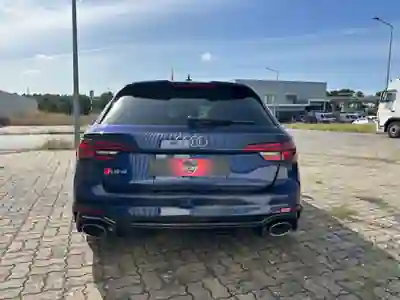 Audi RS4 Avant 2019 - 59990 EUR, 84000 km - 84000km - foto 5 de 14