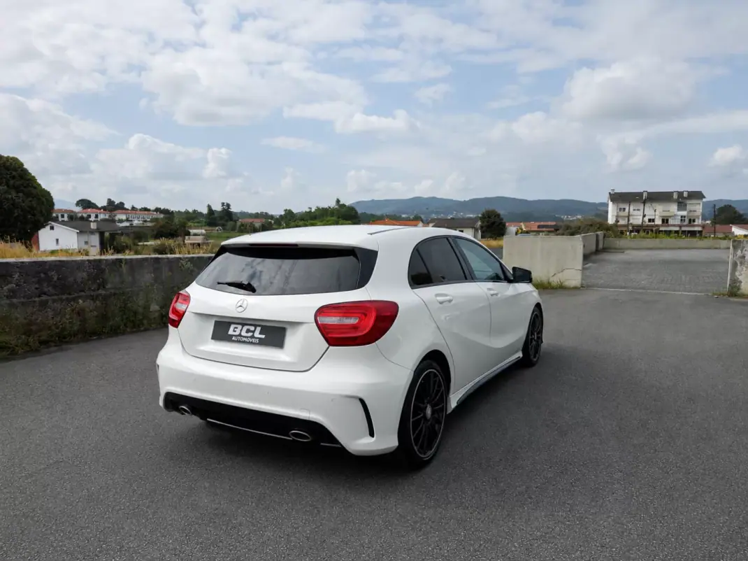 Mercedes-Benz A 180 2015 - 16990 EUR, 131000 km - 131000km - foto 7 de 35