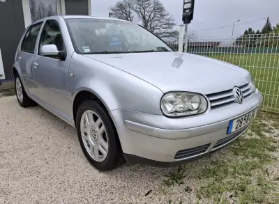 Volkswagen Golf 2003 - 182647km