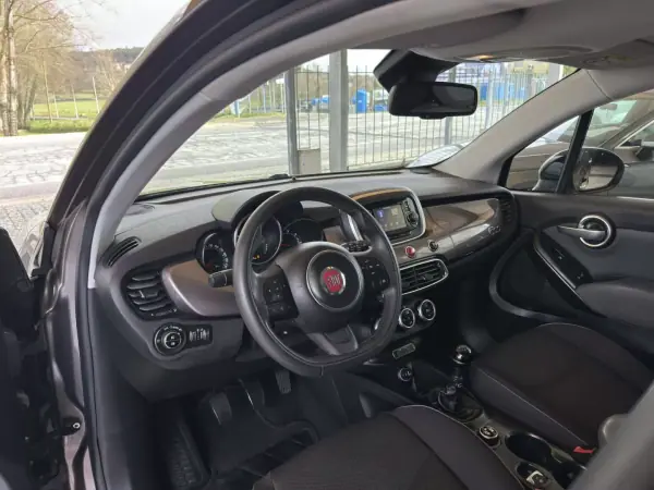 Fiat 500X 2015 - 12500 EUR, 129217 km - AUTO.MOTO.pt - 129217km - foto 12 de 31