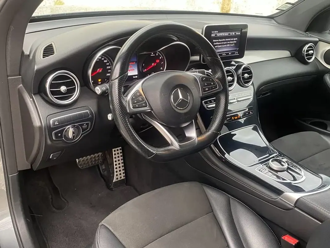 Mercedes-Benz GLC 350 2018 - 45900 EUR, 88510 km - AUTO.MOTO.pt - 88510km - foto 9 de 17