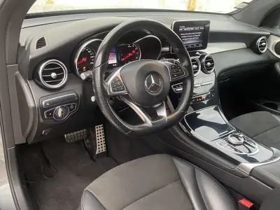 Mercedes-Benz GLC 350 2018 - 45900 EUR, 88510 km - AUTO.MOTO.pt - 88510km - foto 9 de 17