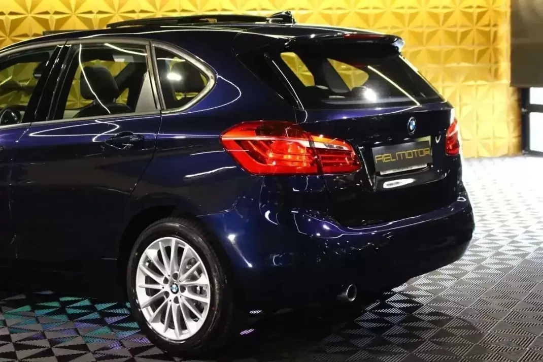 BMW 218 Active Tourer 2015 - 18250 EUR, 66000 km - 66000km - foto 3 de 26