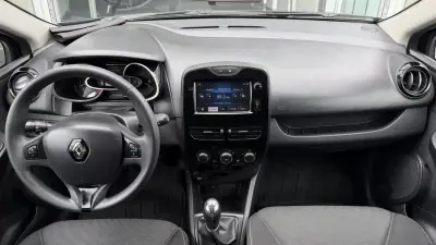 Renault Clio 2014 - 7900 EUR, 161121 km - AUTO.MOTO.pt - 161121km - foto 13 de 23