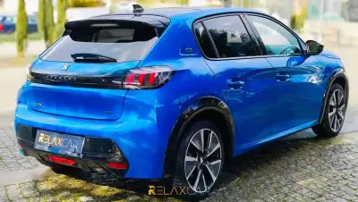 Peugeot e-208 2020 - 16000 EUR, 68000 km - AUTO.MOTO.pt - 68000km - foto 15 de 15