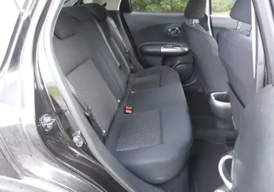 Nissan Juke 2016 - 10900 EUR, 111900 km - AUTO.MOTO.pt - 111900km - foto 4 de 7