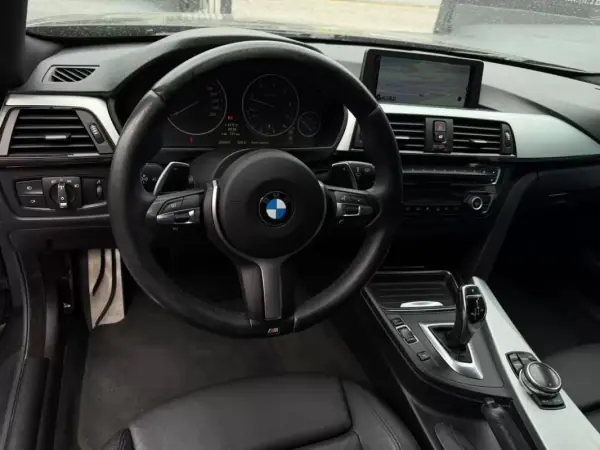 BMW 420 2013 - 20900 EUR, 269707 km - AUTO.MOTO.pt - 269707km - foto 8 de 10