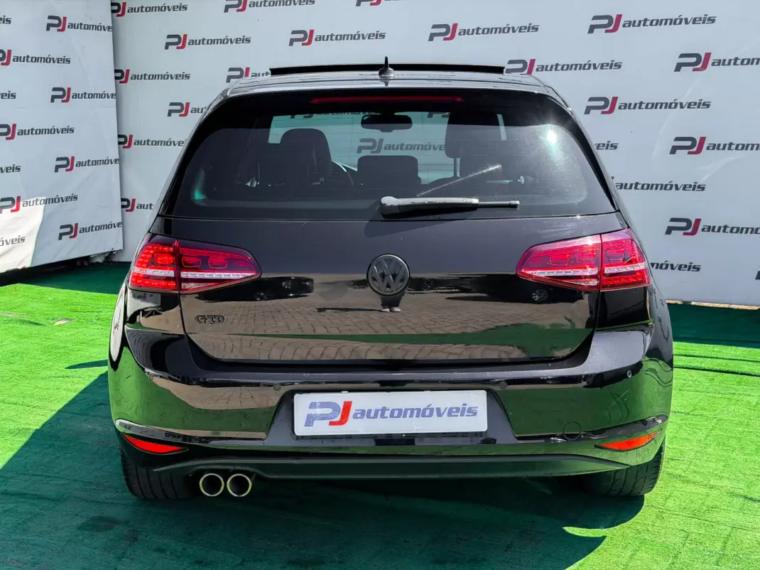 Volkswagen Golf 2016 - 19990 EUR, 144987 km - 144987km - foto 8 de 26