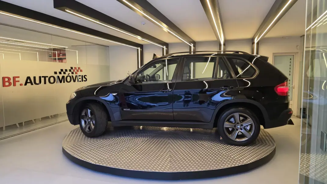 BMW X5 2008 - 14900 EUR, 273516 km - AUTO.MOTO.pt - 273516km - foto 14 de 51