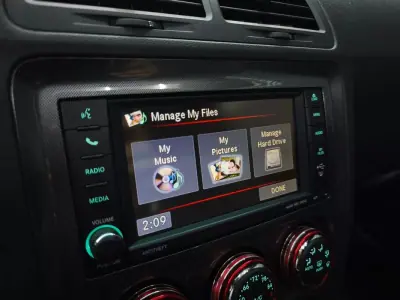 Dodge Challenger 2013 - 53950 EUR, 103962 km - AUTO.MOTO.pt - 103962km - foto 35 de 40