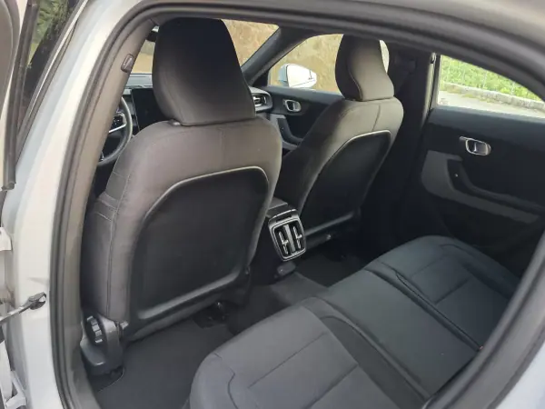 Polestar 2 2022 - 26999 EUR, 97803 km - 97803km - foto 23 de 30