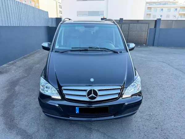 Mercedes-Benz Viano 2012 - 37500 EUR, 111121 km - AUTO.MOTO.pt - 111121km - foto 8 de 32